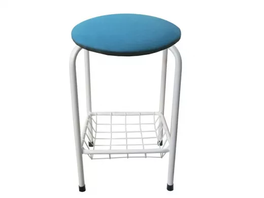 Табурет с подставкой для ног и корзинкой для вещей 